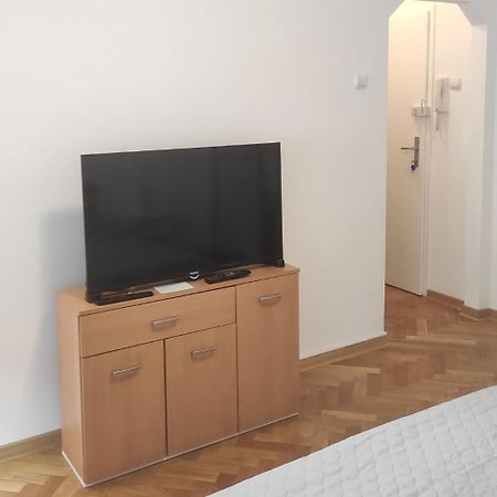 Apartman Nicolas Belgrád Kültér fotó