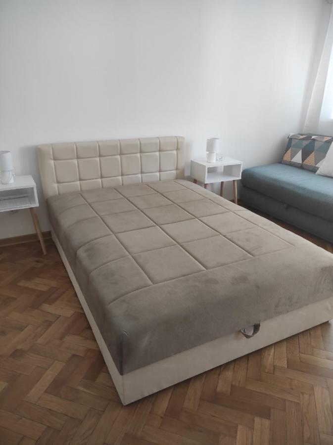 Apartman Nicolas Belgrád Kültér fotó